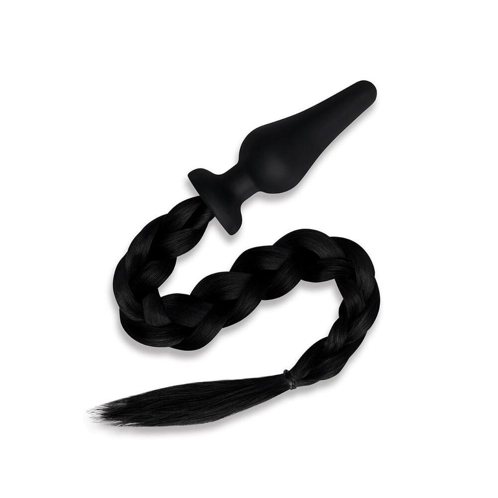 Black pony tail plug.