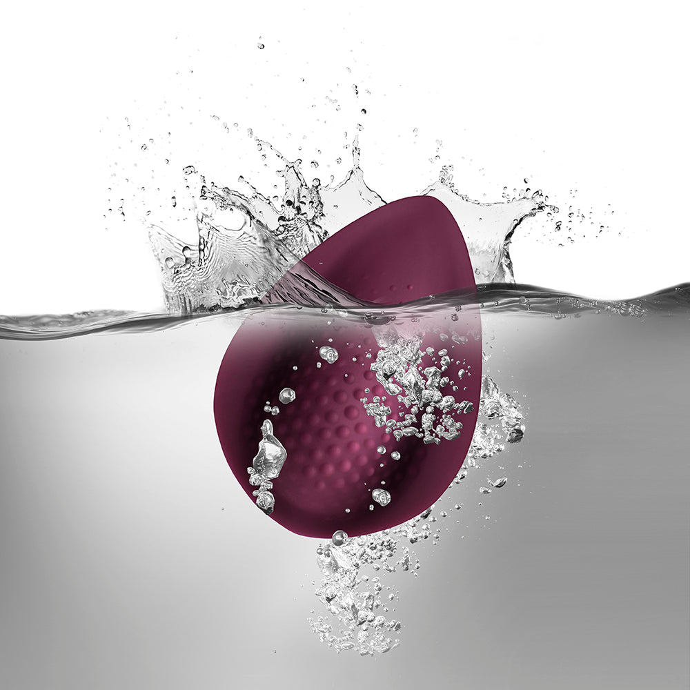 Rocks Off Knickerbocker Glory sex toy plunging into water, splash and bubbles. Pleasure in a splash!

