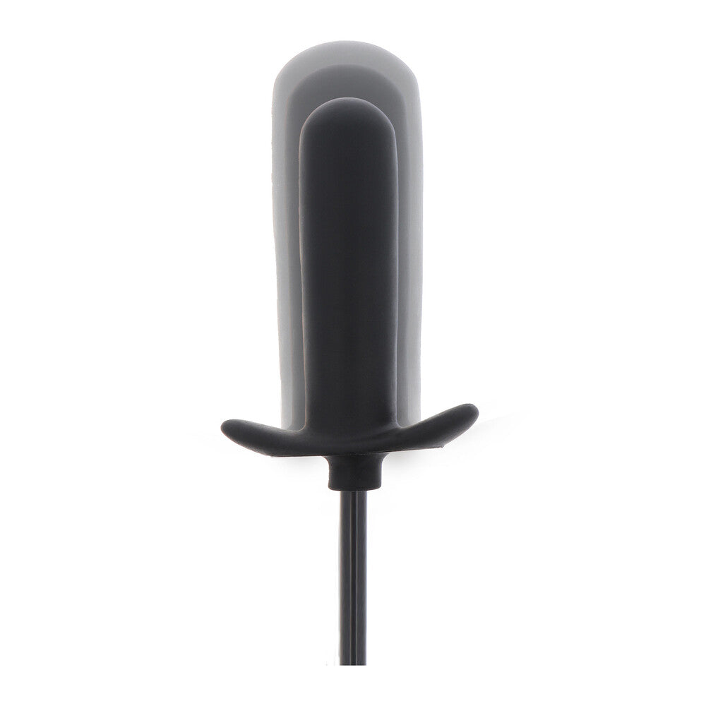 Inflatable smooth plug