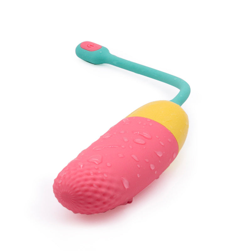 Fun, colour block clitoral vibrator for thrilling exploration.
