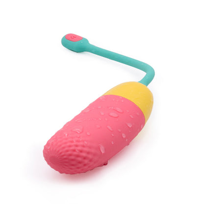 Fun, colour block clitoral vibrator for thrilling exploration.

