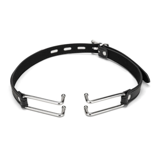 Black leather gag with a silver metal spider stretch.