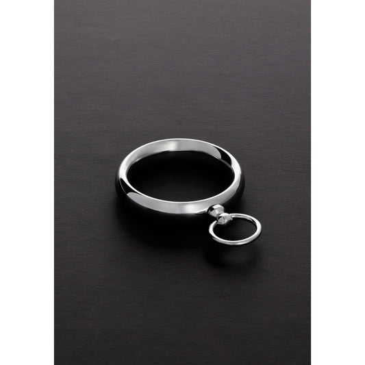 Silver Donut Ring with O-ring detail.